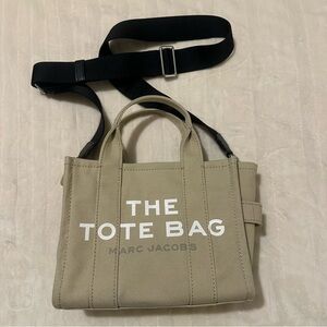 Marc Jacobs Tan Canvas Tote Bag Large